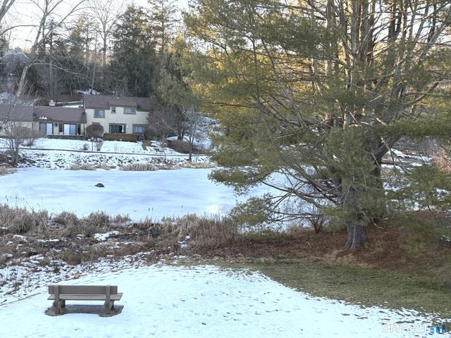 318 Heritage Village E, Southbury, CT 06488