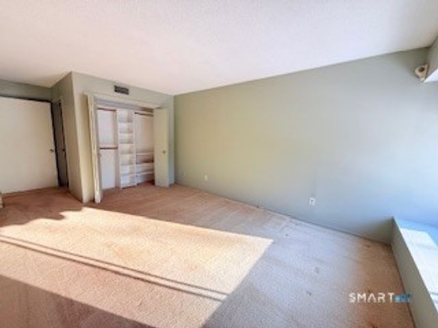 318 Heritage Village E, Southbury, CT 06488