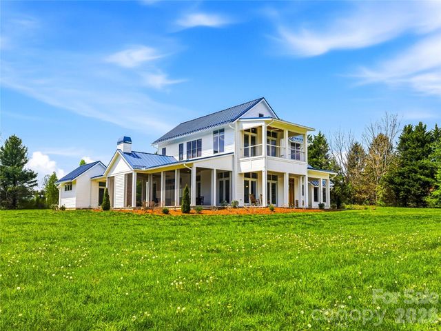 5 Sweetgrass Lane, Fletcher, NC 28732
