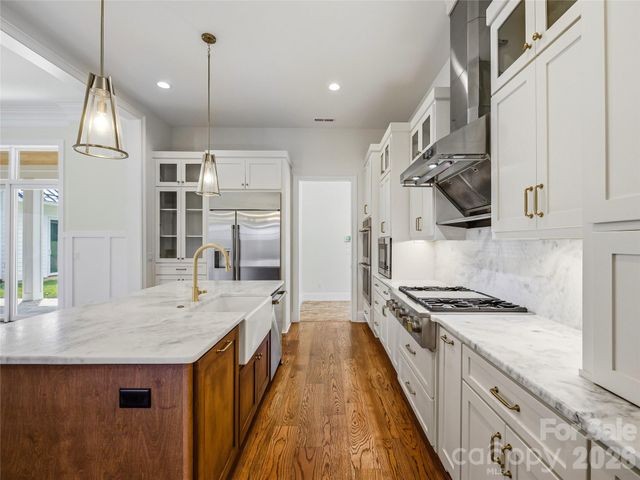 5 Sweetgrass Lane, Fletcher, NC 28732