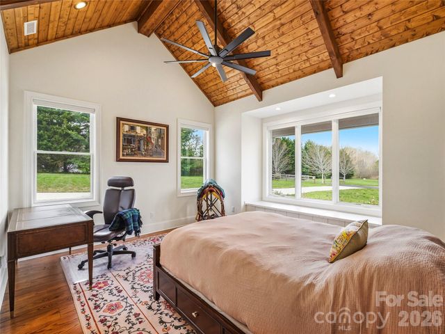 5 Sweetgrass Lane, Fletcher, NC 28732