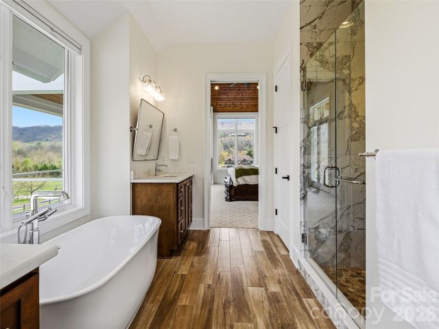 5 Sweetgrass Lane, Fletcher, NC 28732