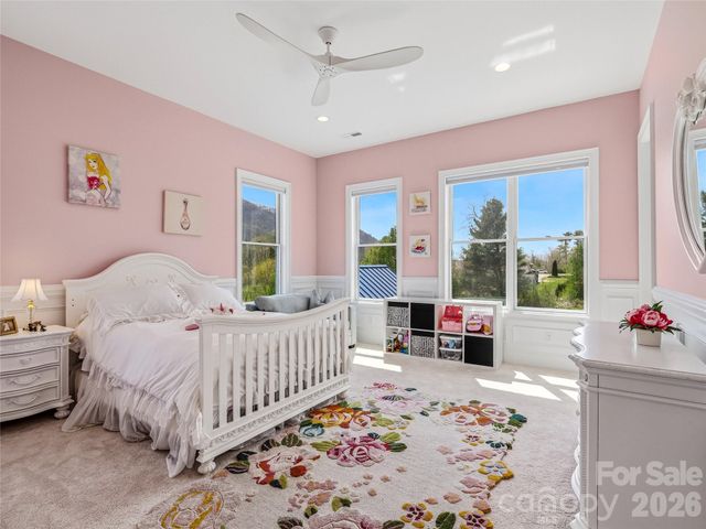 5 Sweetgrass Lane, Fletcher, NC 28732