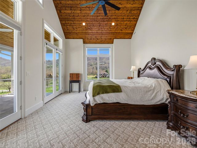 5 Sweetgrass Lane, Fletcher, NC 28732