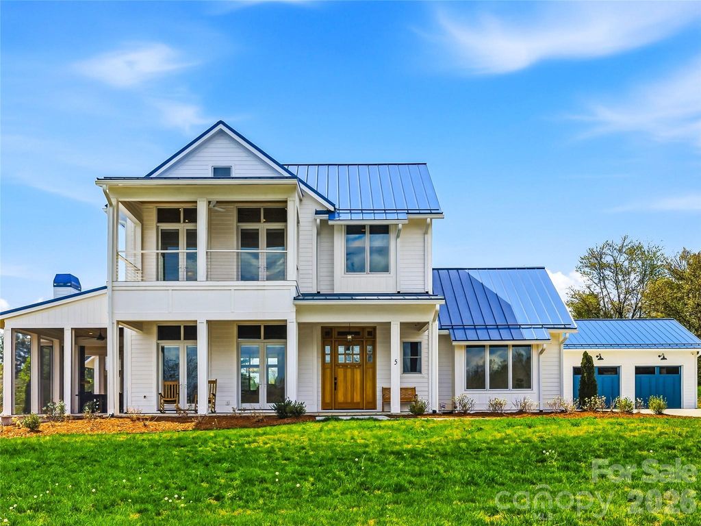 5 Sweetgrass Lane, Fletcher, NC 28732