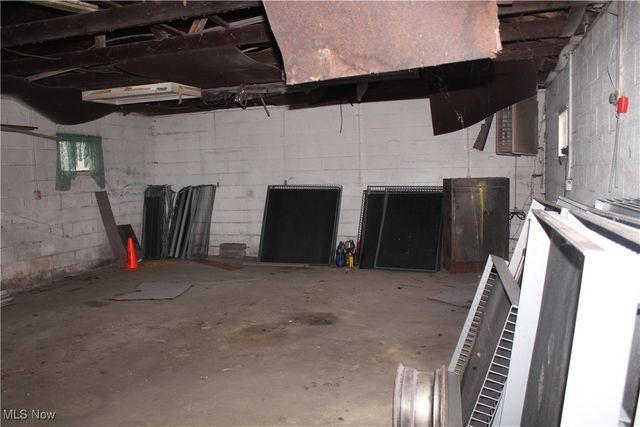 329 Rockdale Drive, Follansbee, WV 26037