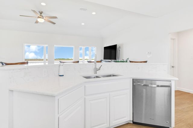 747 Waypoint Drive, Palacios, TX 77465