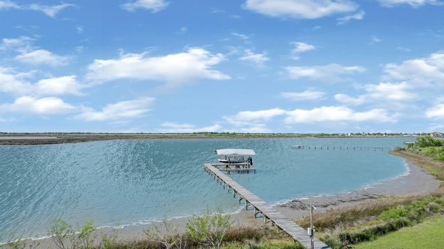 747 Waypoint Drive, Palacios, TX 77465