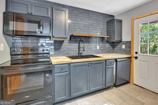 2159 HENDRICKS Street, Covington, GA 30014