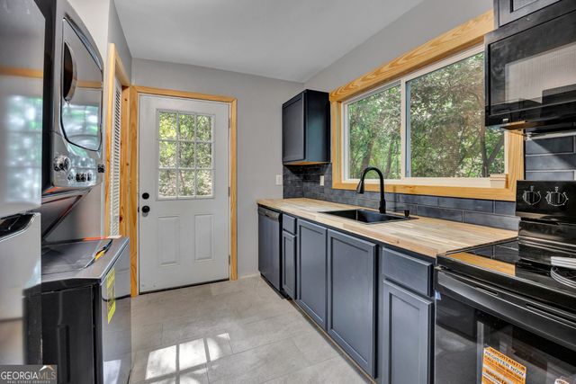 2159 HENDRICKS Street, Covington, GA 30014