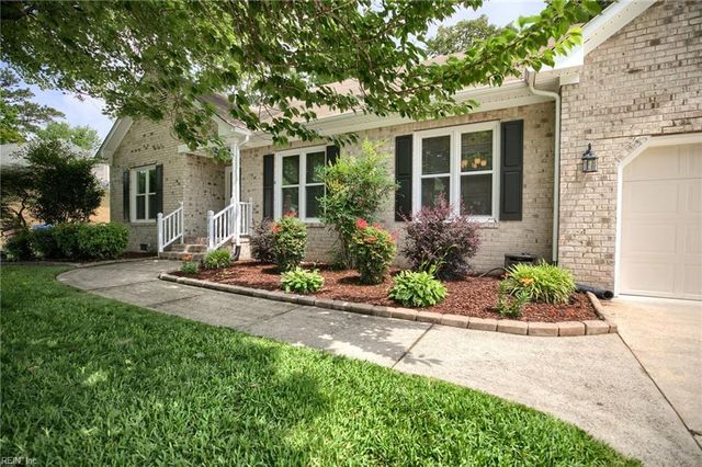 616 Royal Grant DR, Chesapeake, VA 23322