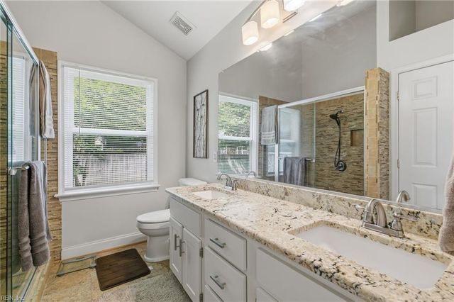 616 Royal Grant DR, Chesapeake, VA 23322