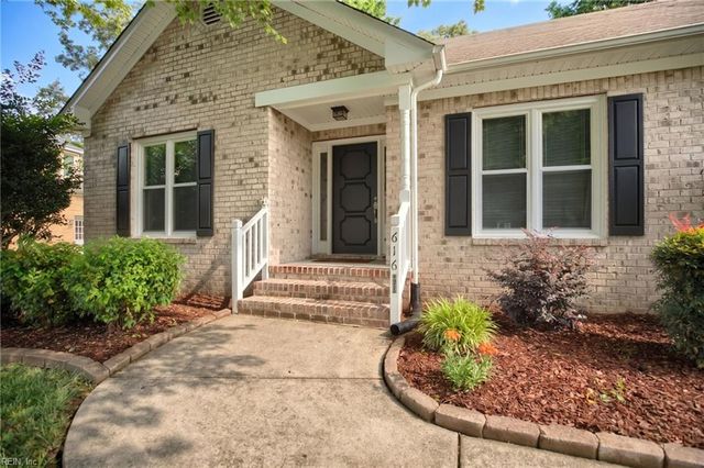 616 Royal Grant DR, Chesapeake, VA 23322