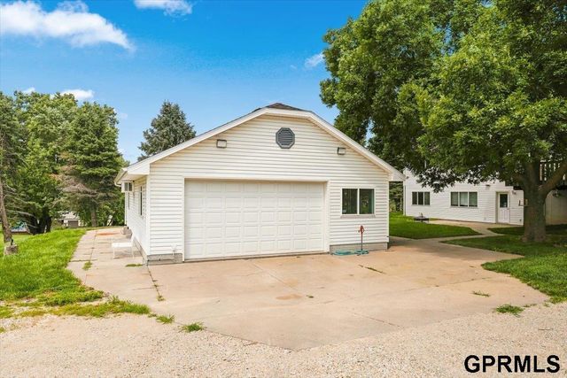 13238 Bluebird Lane, Council Bluffs, IA 51503