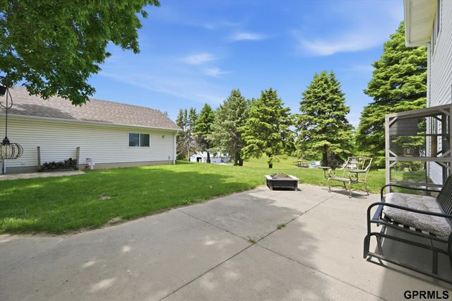 13238 Bluebird Lane, Council Bluffs, IA 51503