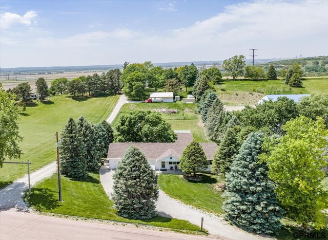 13238 Bluebird Lane, Council Bluffs, IA 51503