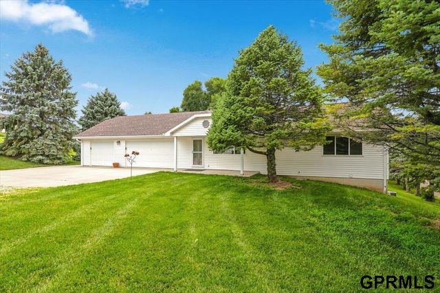 13238 Bluebird Lane, Council Bluffs, IA 51503