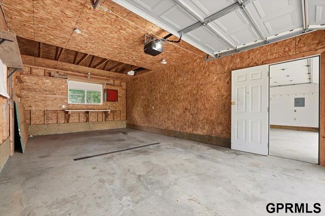 13238 Bluebird Lane, Council Bluffs, IA 51503