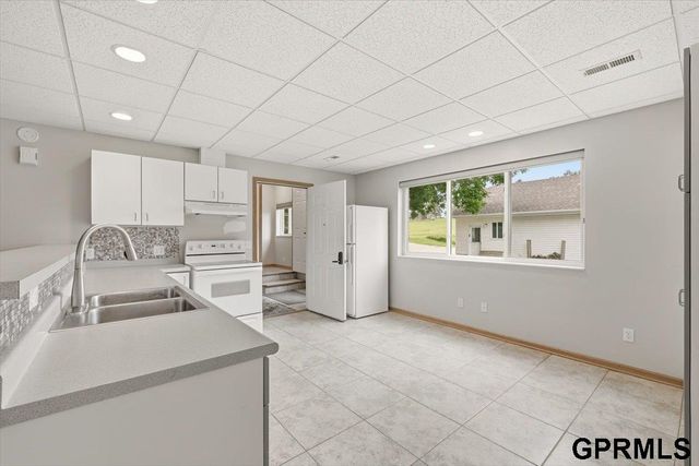 13238 Bluebird Lane, Council Bluffs, IA 51503