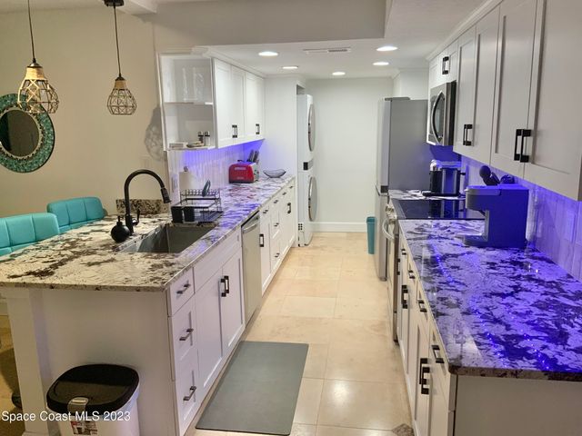 877 N Highway A1a 202, Indialantic, FL 32903