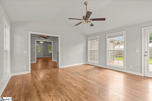 13 Williams Road, Taylors, SC 29687