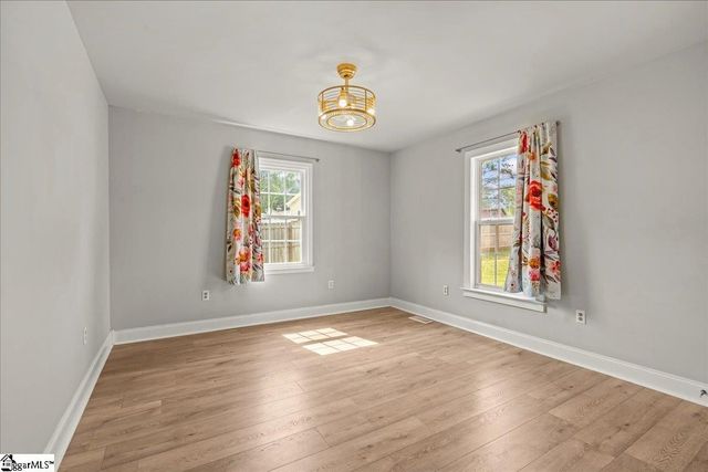 13 Williams Road, Taylors, SC 29687