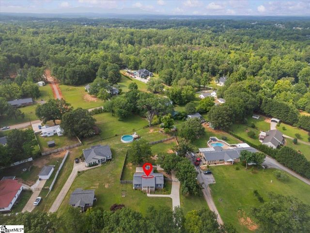 13 Williams Road, Taylors, SC 29687