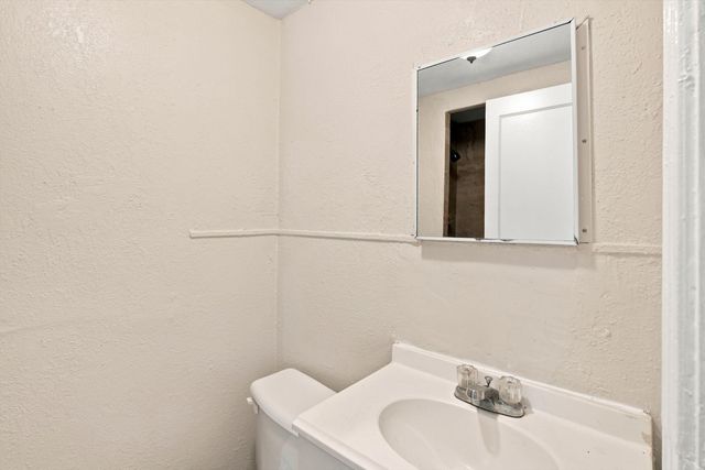 611 N BROADWAY A, Lantana, FL 33462