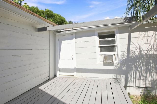 611 N BROADWAY A, Lantana, FL 33462
