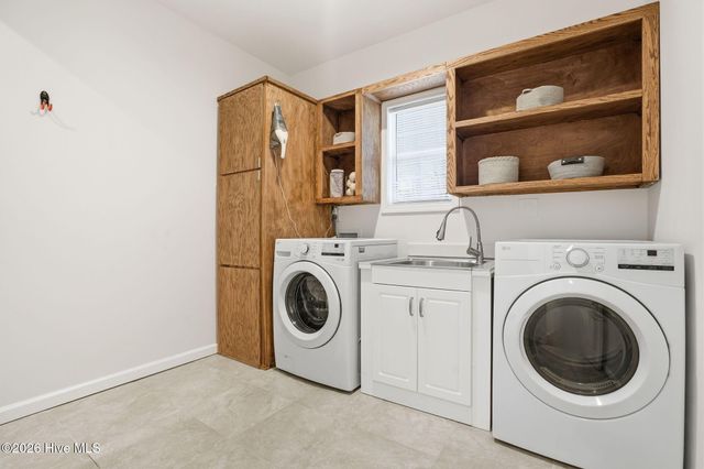 1567 Colonist Square SW, Ocean Isle Beach, NC 28469