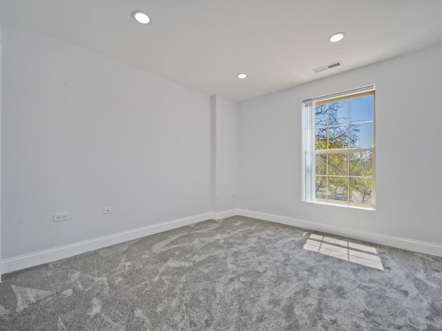 1800 Dewes Street 305, Glenview, IL 60025