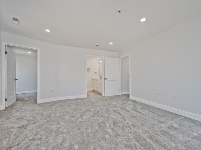 1800 Dewes Street 305, Glenview, IL 60025