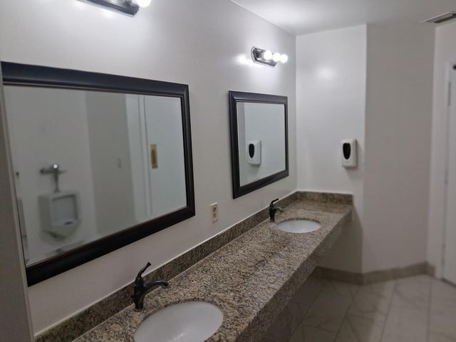 2100 Springdale Boulevard 303, Palm Springs, FL 33461