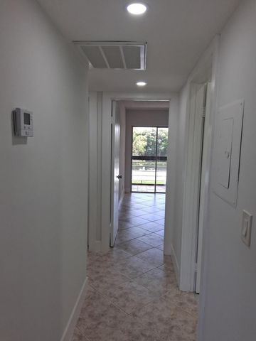 2100 Springdale Boulevard 303, Palm Springs, FL 33461