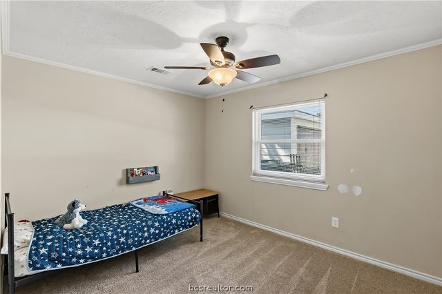 2304 Quail Hollow Drive, Bryan, TX 77802