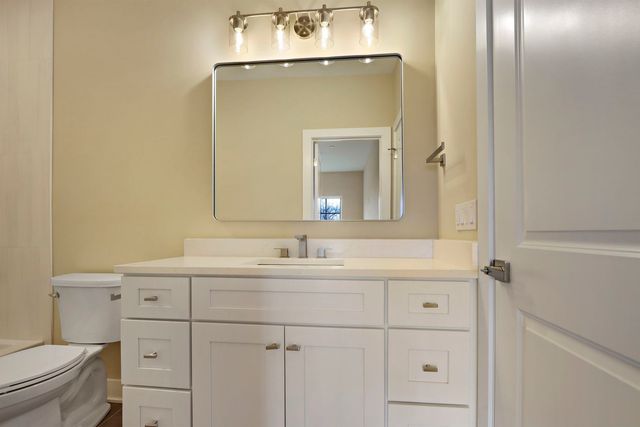 150 Washington Street 150, Barrington, IL 60010