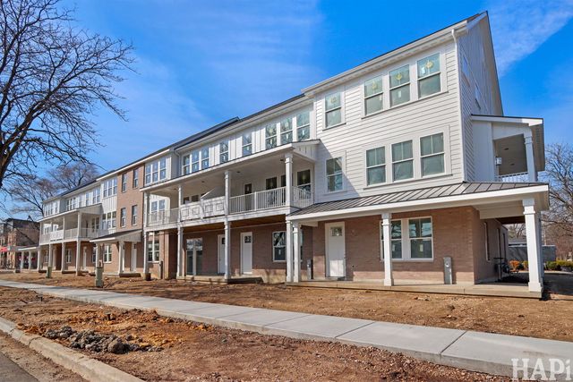 150 Washington Street 150, Barrington, IL 60010