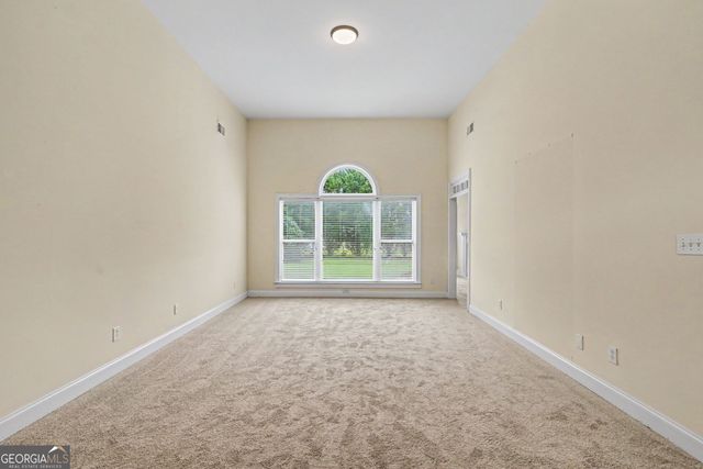 1086 Rowanshyre Circle, Mcdonough, GA 30253