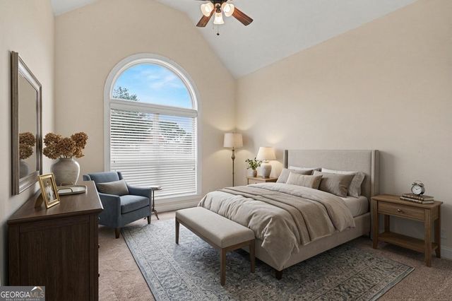 1086 Rowanshyre Circle, Mcdonough, GA 30253