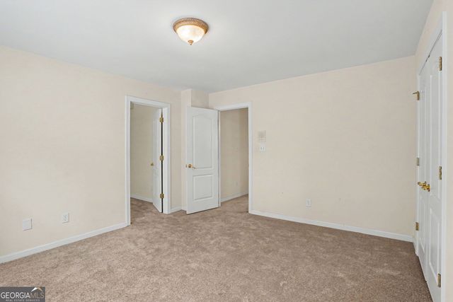 1086 Rowanshyre Circle, Mcdonough, GA 30253