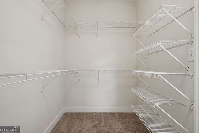 1086 Rowanshyre Circle, Mcdonough, GA 30253