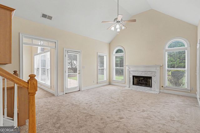1086 Rowanshyre Circle, Mcdonough, GA 30253