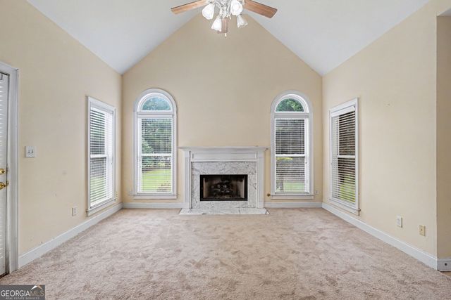 1086 Rowanshyre Circle, Mcdonough, GA 30253