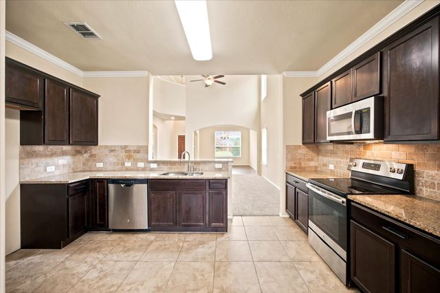 3015 Cassinia Parkway, Heartland, TX 75126