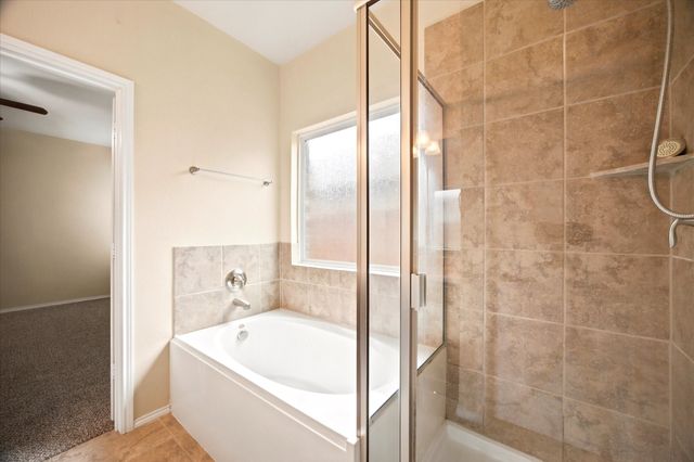 3015 Cassinia Parkway, Heartland, TX 75126