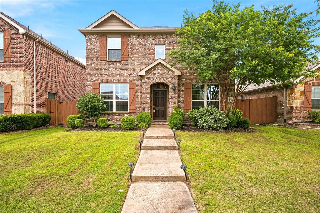 3015 Cassinia Parkway, Heartland, TX 75126