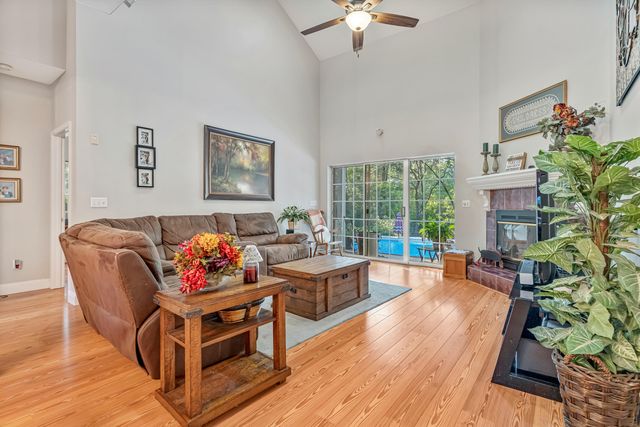 500 Greenway Cove, Niceville, FL 32578