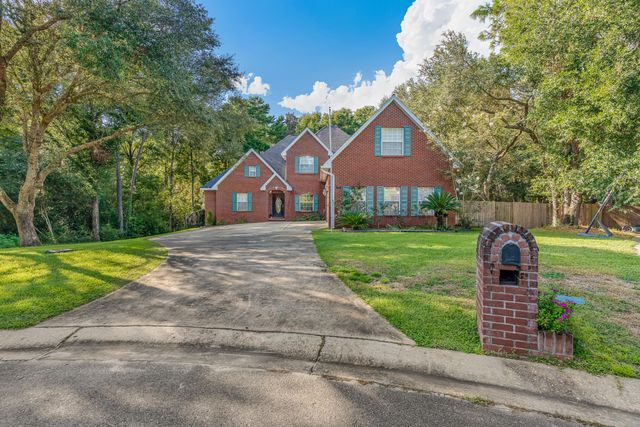 500 Greenway Cove, Niceville, FL 32578