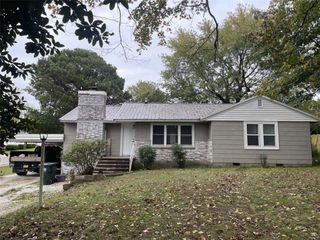 714 High Street, Berryville, AR 72616