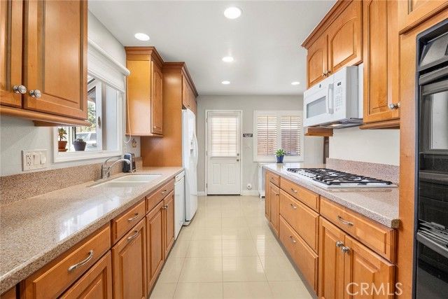 470 N Palm Street, La Habra, CA 90631